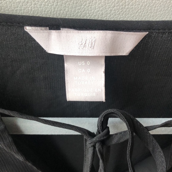 H&M blouse - Picture 3 of 4